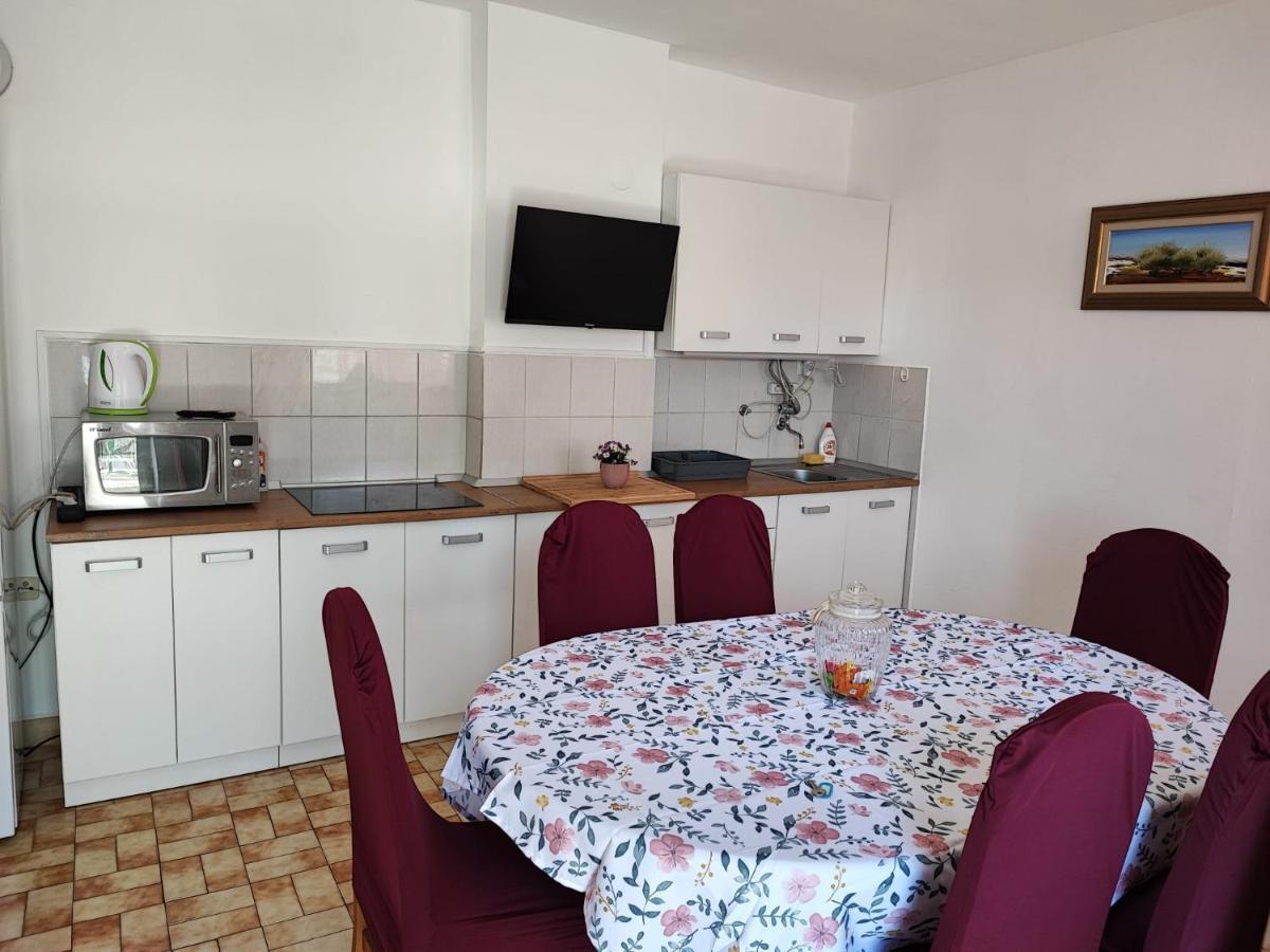 ונטאצ'יצ'י Apartments Ana Malinska Island Krk מראה חיצוני תמונה